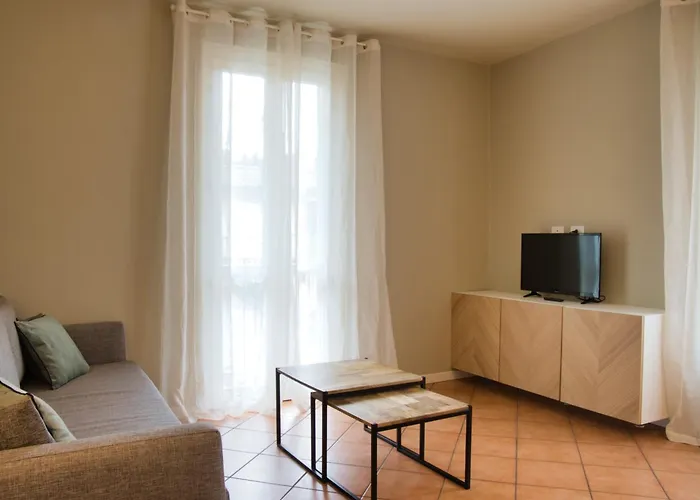 La Corte Di Pescarenico Lägenhet Lecco